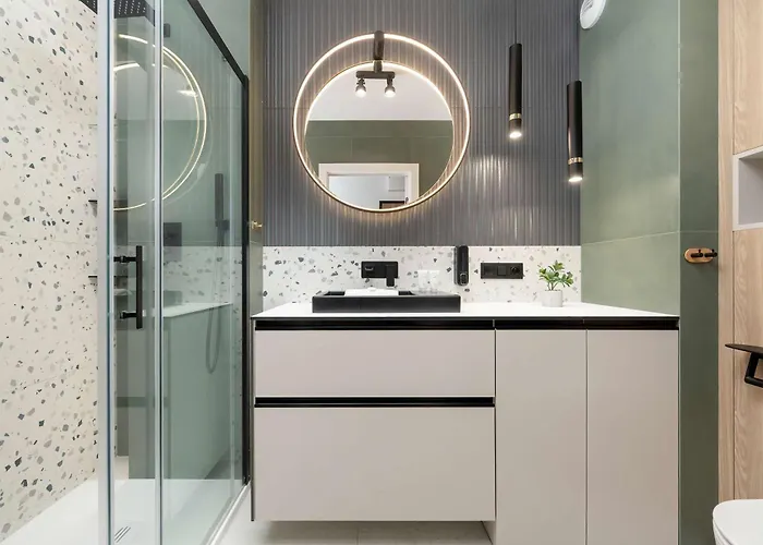 Bright Dluga In With Air Conditioning By Renters