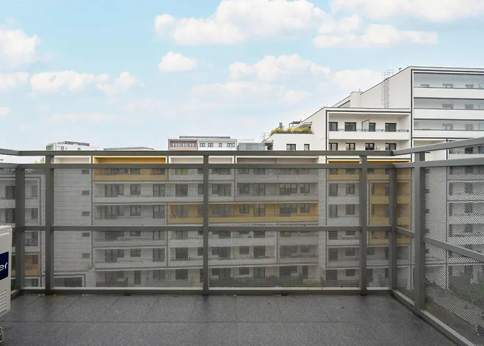 Bright Dluga In With Air Conditioning By Renters