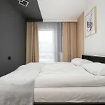 Bright Dluga In With Air Conditioning By Renters Lejlighed *