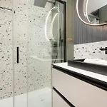 Bright Dluga In With Air Conditioning By Renters Wrocław